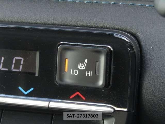 Toyota VOXY HYBRID 2024-07 8338286-10