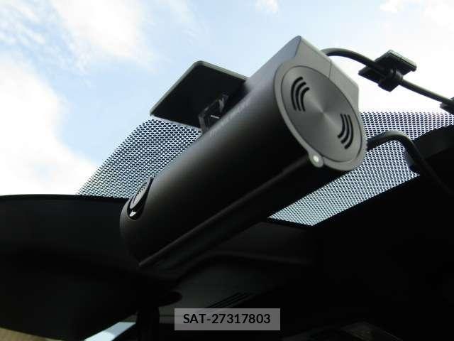Toyota VOXY HYBRID 2024-07 8338286-20