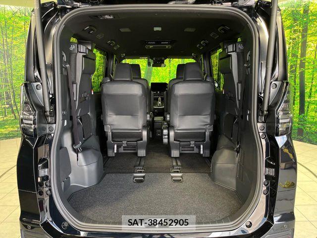 Toyota VOXY HYBRID 2025-06 8338285-10