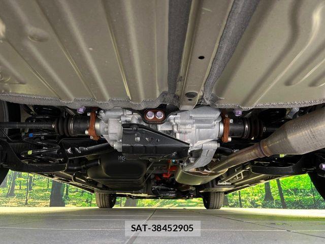 Toyota VOXY HYBRID 2025-06 8338285-18