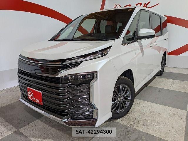 Toyota VOXY HYBRID 2023-10 8355816-0