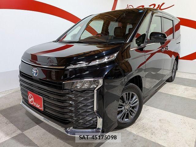 Toyota VOXY HYBRID 2023-02 8355817-0