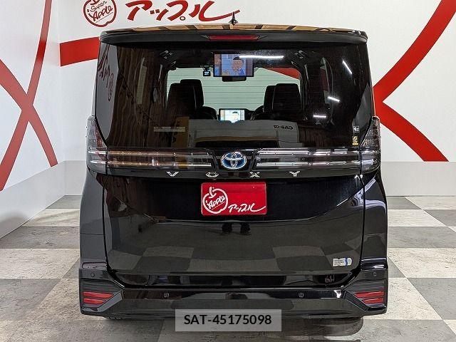 Toyota VOXY HYBRID 2023-02 8355817-11