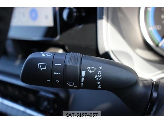 Toyota VOXY HYBRID 2026-01 8355815-20