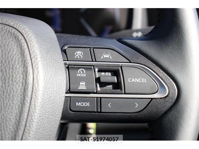 Toyota VOXY HYBRID 2026-01 8355815-4