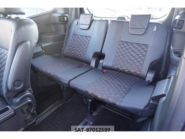 Toyota VOXY HYBRID 2024-09 8369503-21