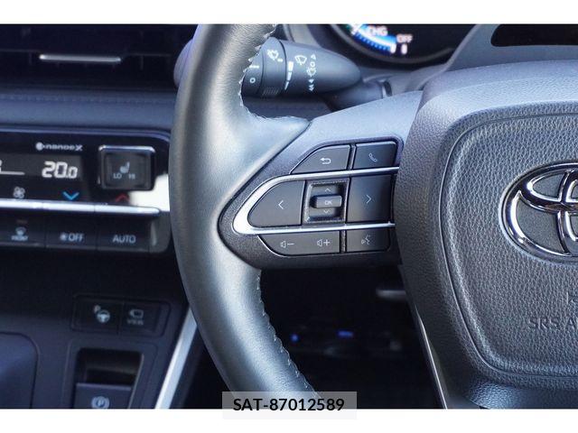 Toyota VOXY HYBRID 2024-09 8369503-26