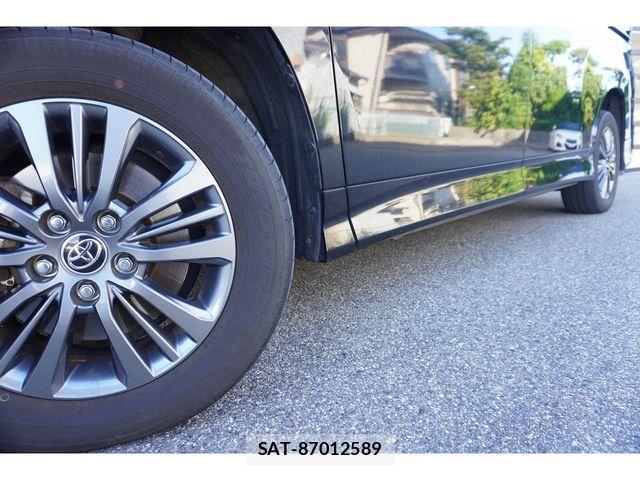 Toyota VOXY HYBRID 2024-09 8369503-28