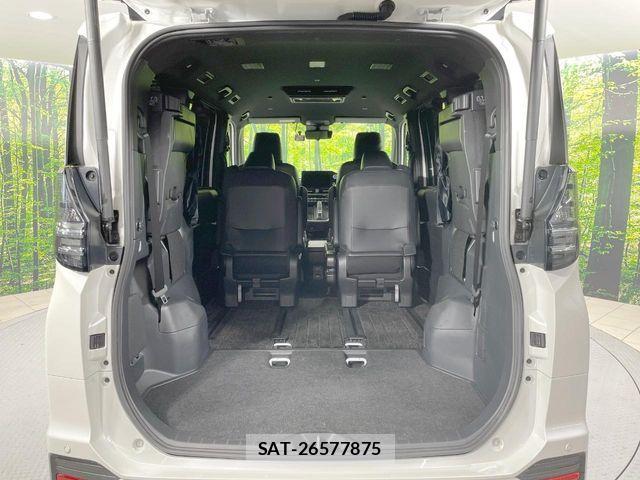 Toyota VOXY HYBRID 2023-01 8369501-11