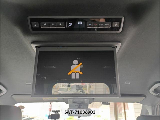 Toyota VOXY HYBRID 2023-05 8372310-9