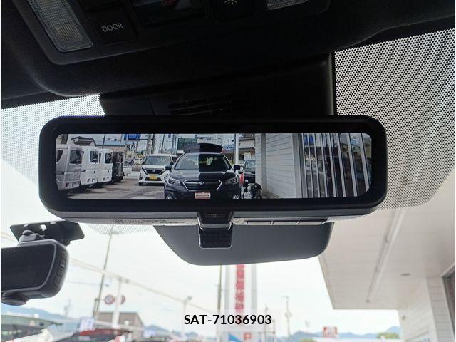 Toyota VOXY HYBRID 2023-05 8372310-17