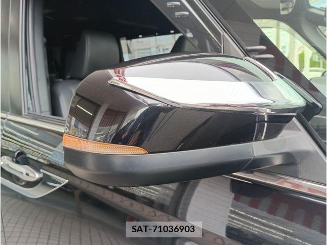 Toyota VOXY HYBRID 2023-05 8372310-6