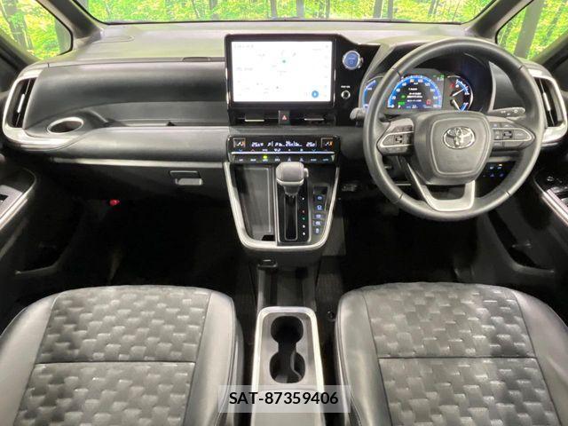 Toyota VOXY HYBRID 2023-09 8527909-1