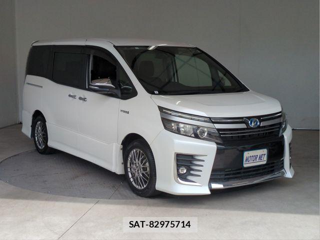 Toyota VOXY HYBRID 2017-06 8662094-15