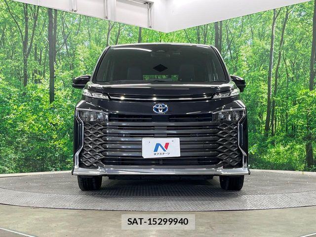 Toyota VOXY HYBRID 2022-04 8662091-14