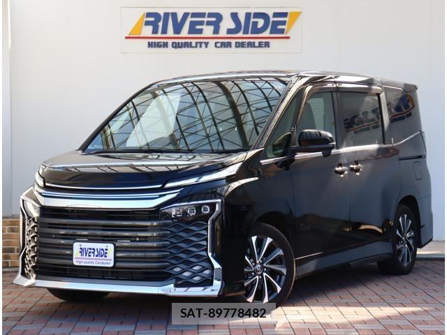 Toyota VOXY HYBRID 2023-12 8662090-0