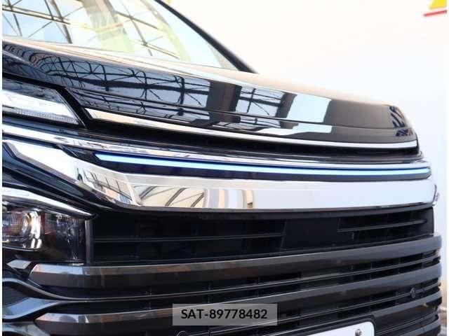 Toyota VOXY HYBRID 2023-12 8662090-14
