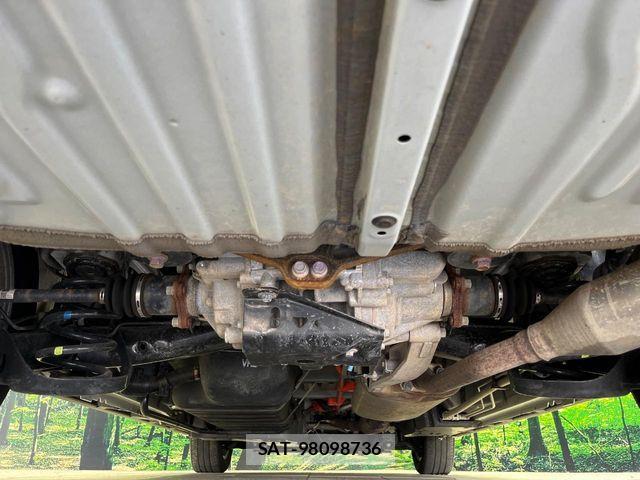 Toyota VOXY HYBRID 2025-09 8662089-18