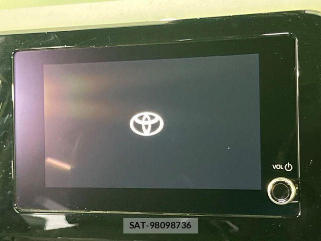 Toyota VOXY HYBRID 2025-09 8662089-3