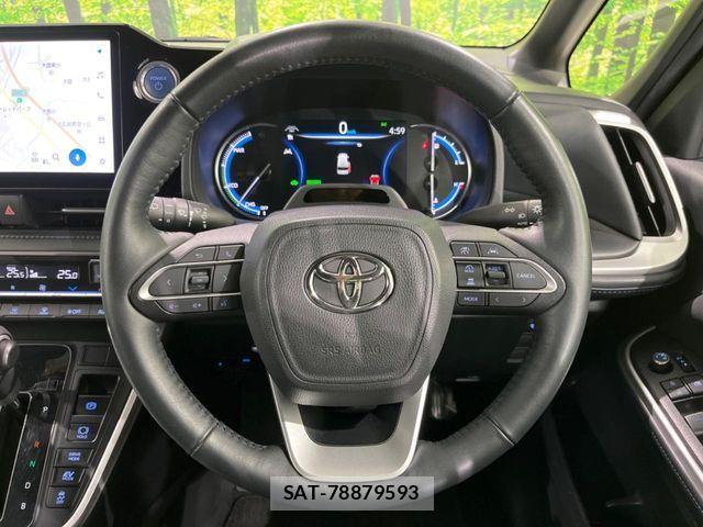Toyota VOXY HYBRID 2023-07 8746465-11