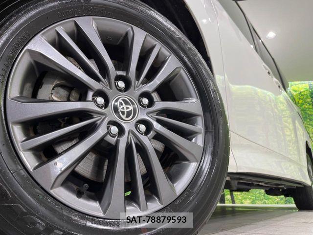 Toyota VOXY HYBRID 2023-07 8746465-13