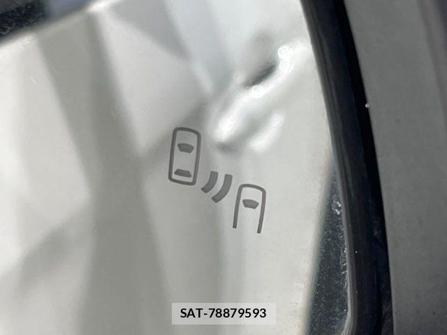Toyota VOXY HYBRID 2023-07 8746465-3