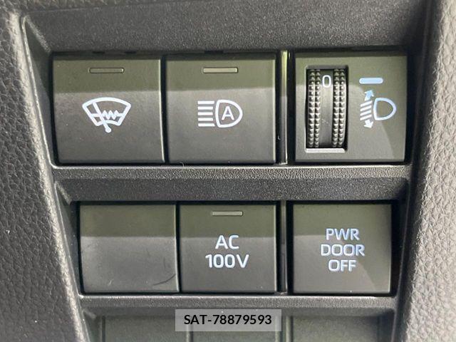 Toyota VOXY HYBRID 2023-07 8746465-5