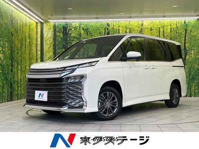Toyota VOXY HYBRID 2022-10 8746467-0