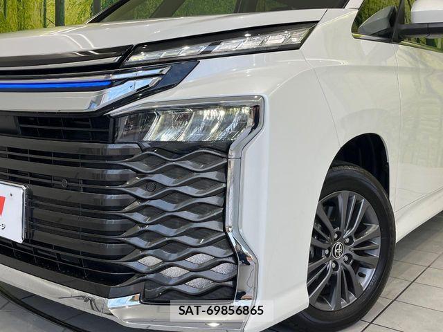 Toyota VOXY HYBRID 2022-10 8746467-13