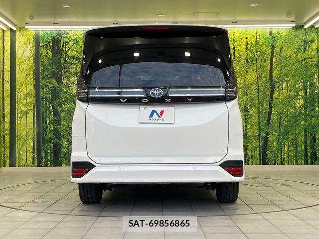 Toyota VOXY HYBRID 2022-10 8746467-15