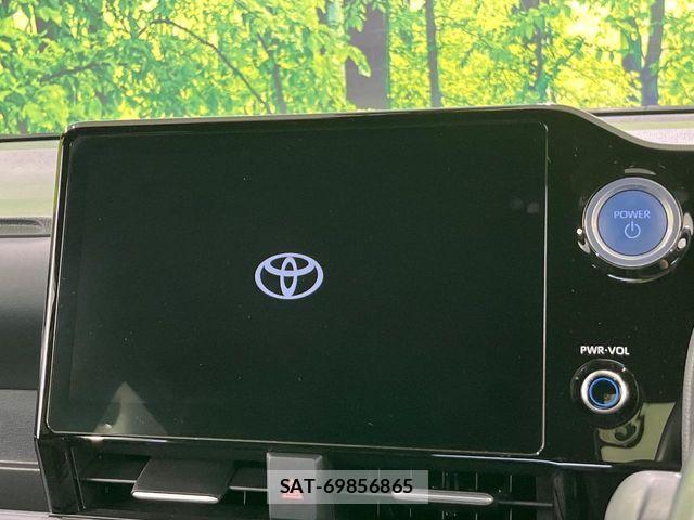 Toyota VOXY HYBRID 2022-10 8746467-2