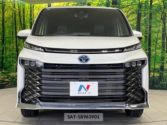 Toyota VOXY HYBRID 2022-09 8782435-15