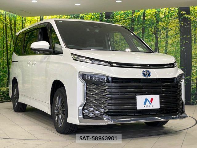 Toyota VOXY HYBRID 2022-09 8782435-17