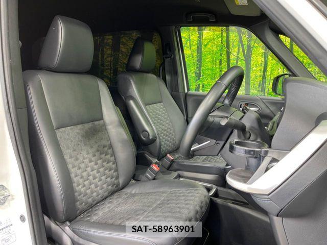 Toyota VOXY HYBRID 2022-09 8782435-8