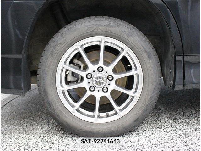 Toyota VOXY HYBRID 2023-03 8782437-29