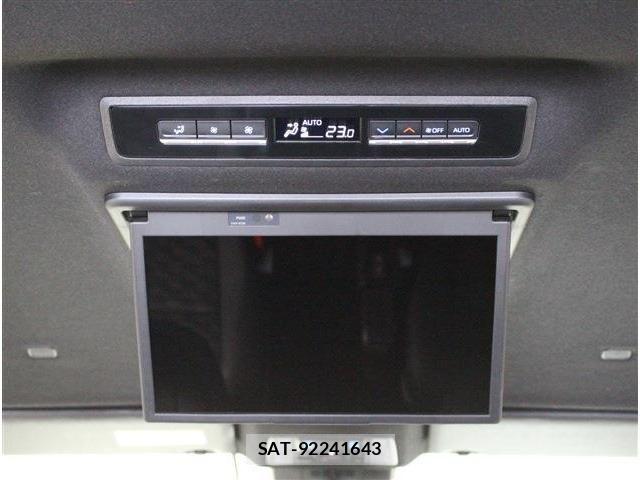 Toyota VOXY HYBRID 2023-03 8782437-8