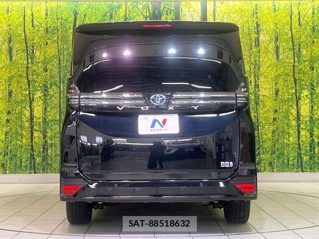 Toyota VOXY HYBRID 2022-01 8797781-15