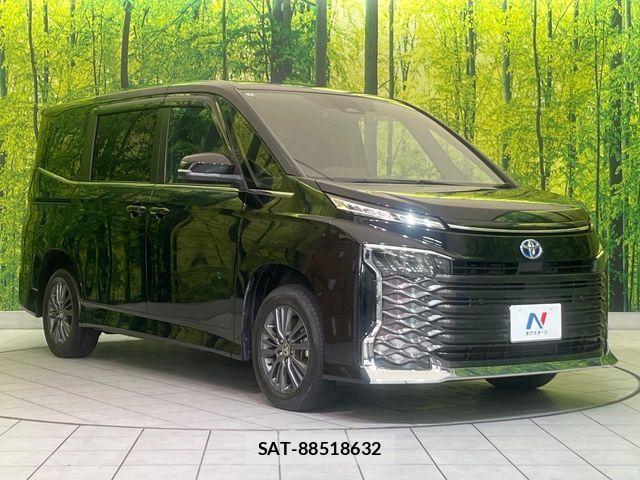 Toyota VOXY HYBRID 2022-01 8797781-16