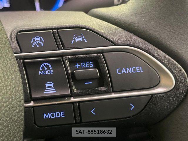 Toyota VOXY HYBRID 2022-01 8797781-4