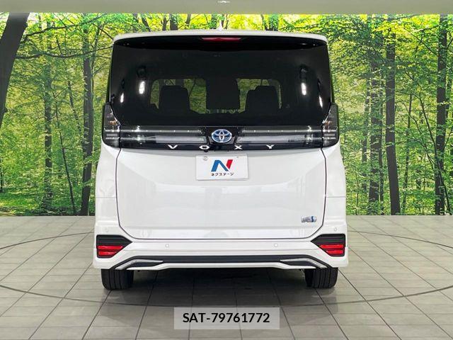 Toyota VOXY HYBRID 2023-03 8832200-16