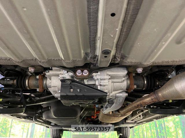 Toyota VOXY HYBRID 2024-04 8832199-19