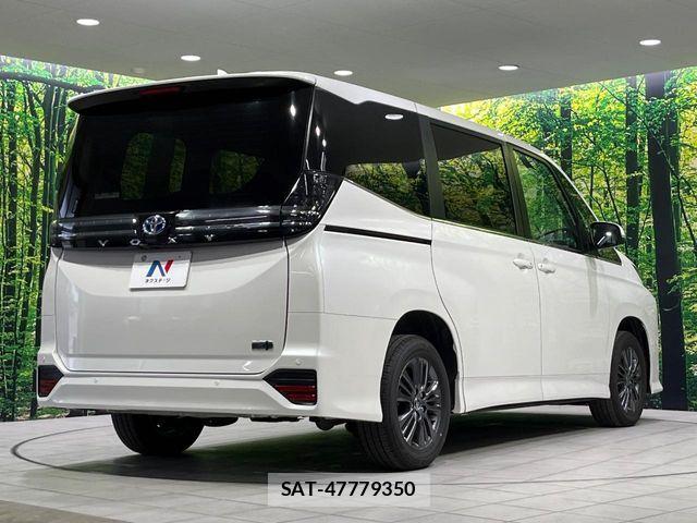 Toyota VOXY HYBRID 2025-09 8832201-17