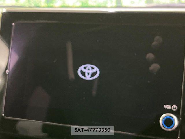 Toyota VOXY HYBRID 2025-09 8832201-2