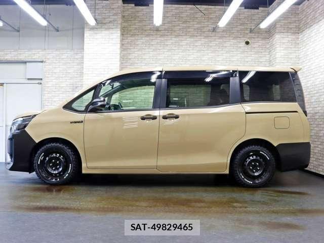 Toyota VOXY HYBRID 2014-03 8872315-1