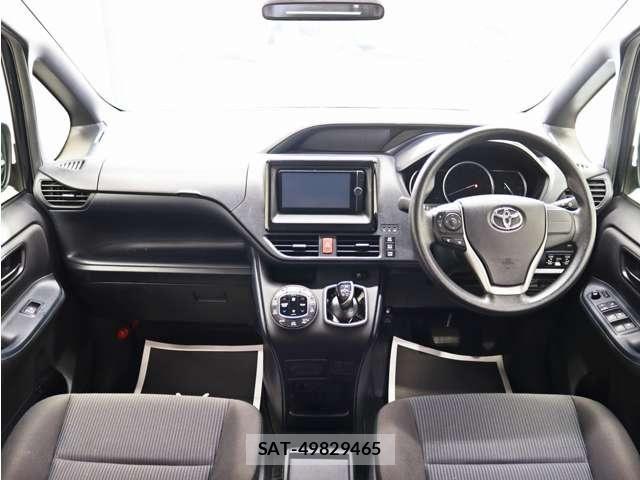Toyota VOXY HYBRID 2014-03 8872315-3