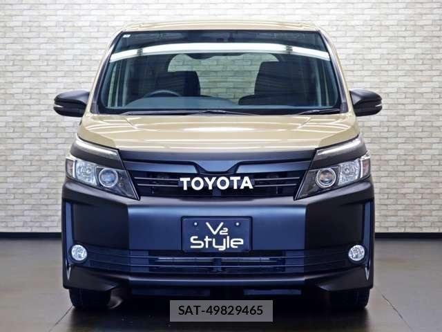Toyota VOXY HYBRID 2014-03 8872315-6