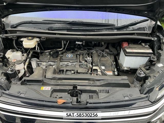 Toyota VOXY HYBRID 2023-01 8882690-25