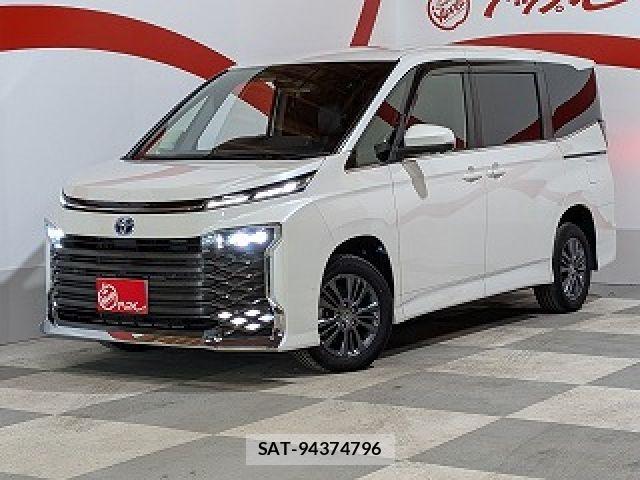 Toyota VOXY HYBRID 2022-07 8882689-0