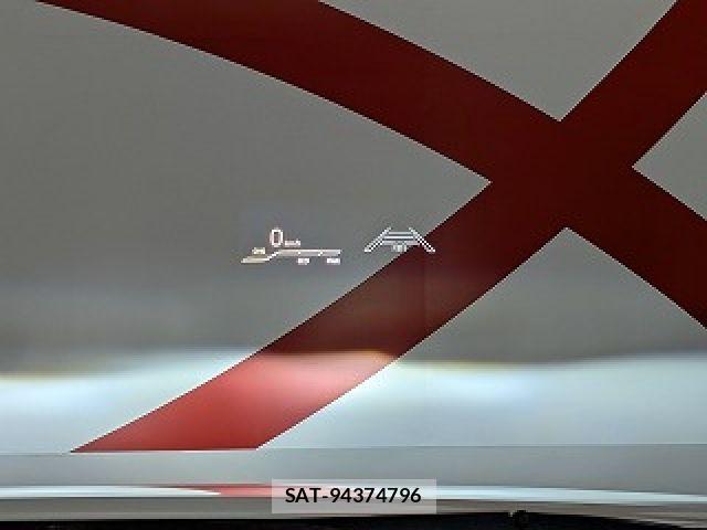 Toyota VOXY HYBRID 2022-07 8882689-4