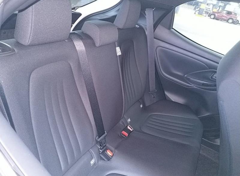 Toyota YARIS 2024-04 922431-5